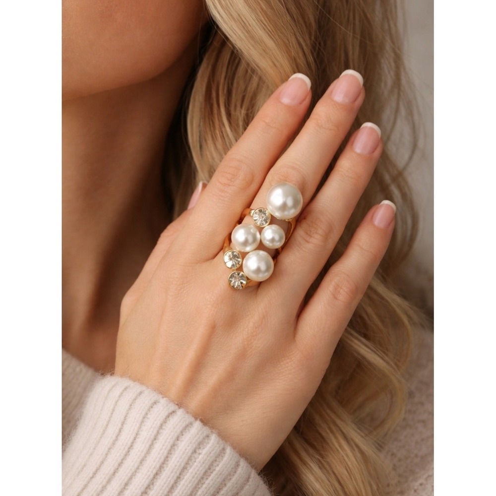 Gold Tone Faux Pearl & Rhinestone Statement Ring Size 7 Bold Cocktail